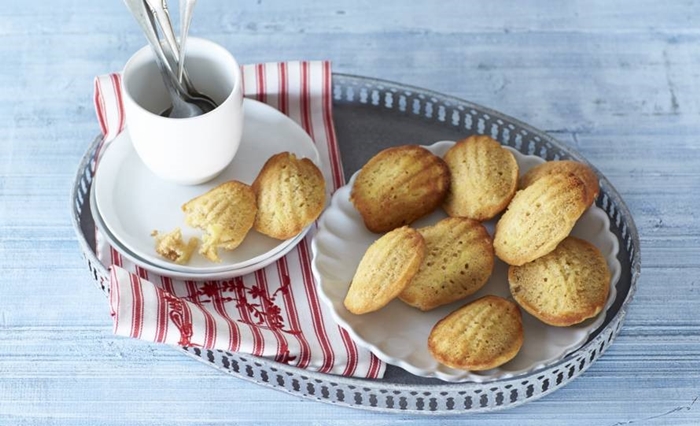 Bánh ngọt con sò Madeleines - Pháp
